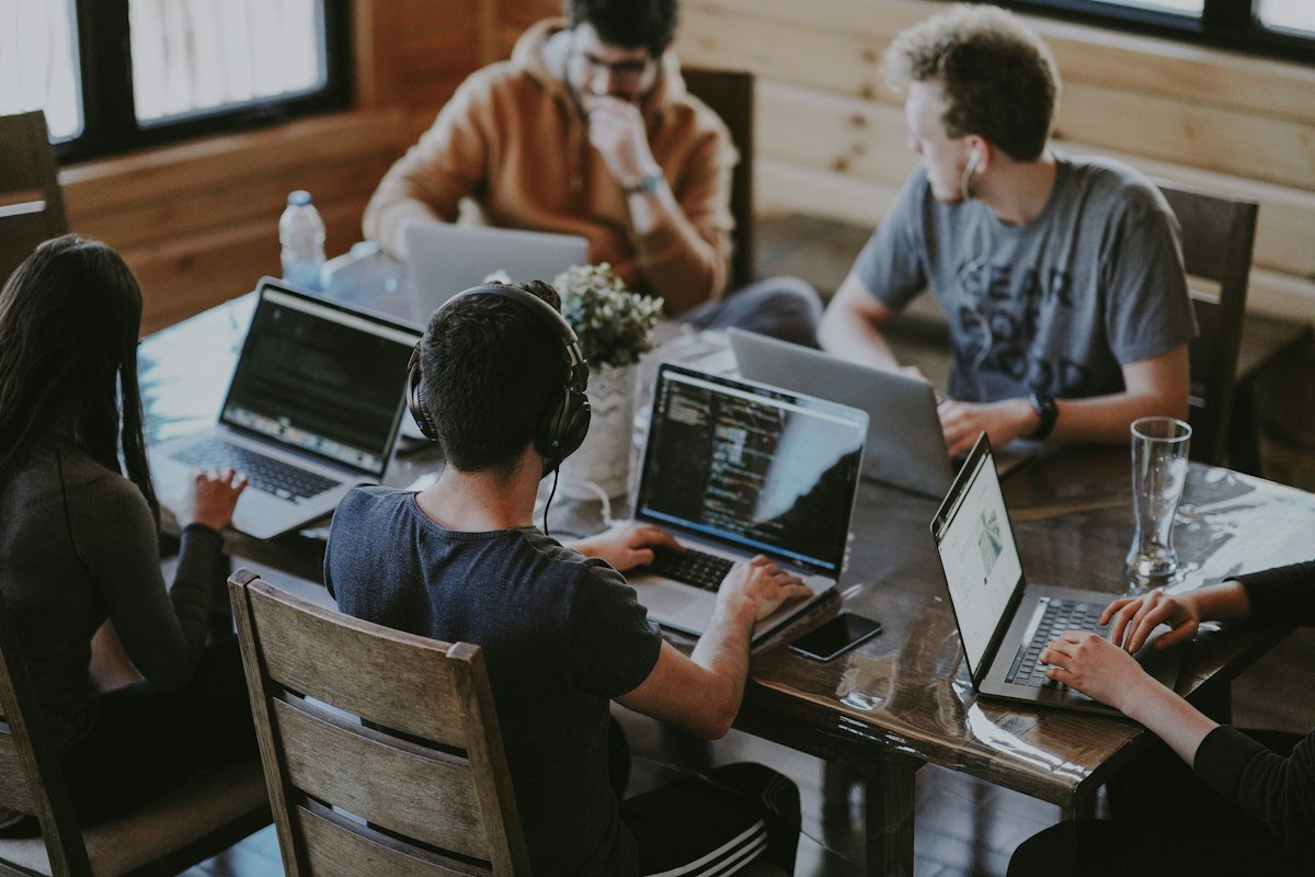 Complete Guide to Software Development Companies Near Me (2026) — Best Practices, Cost & Architecture